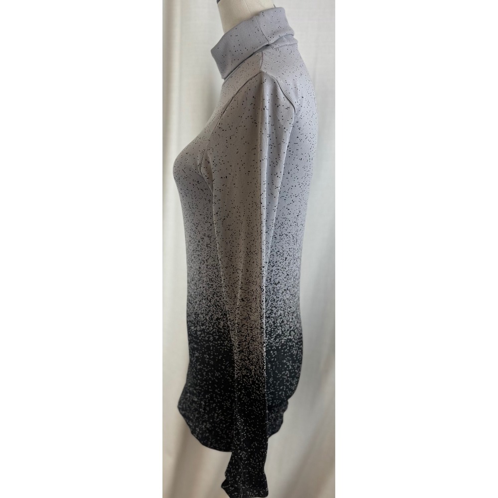 Athleta‎ Turtleneck Top Medium Grey Black Ombre Ribbed Long Sleeve S/631825-00 - Picture 4 of 9